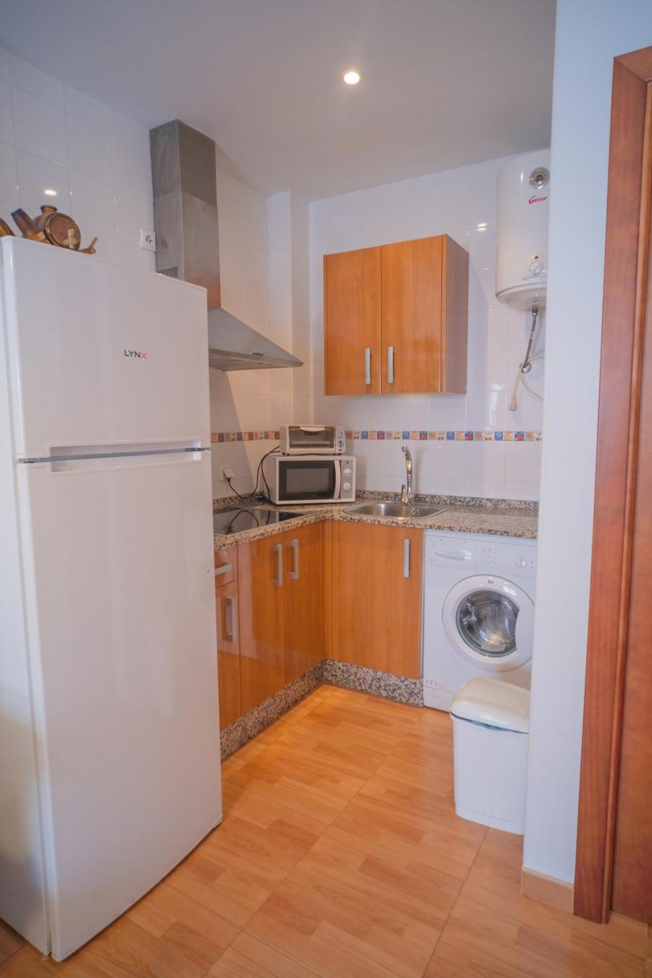 Apartamentos Tranquilos Conil Facil Aparcamiento コニル・デ・ラ・フロンテラ エクステリア 写真
