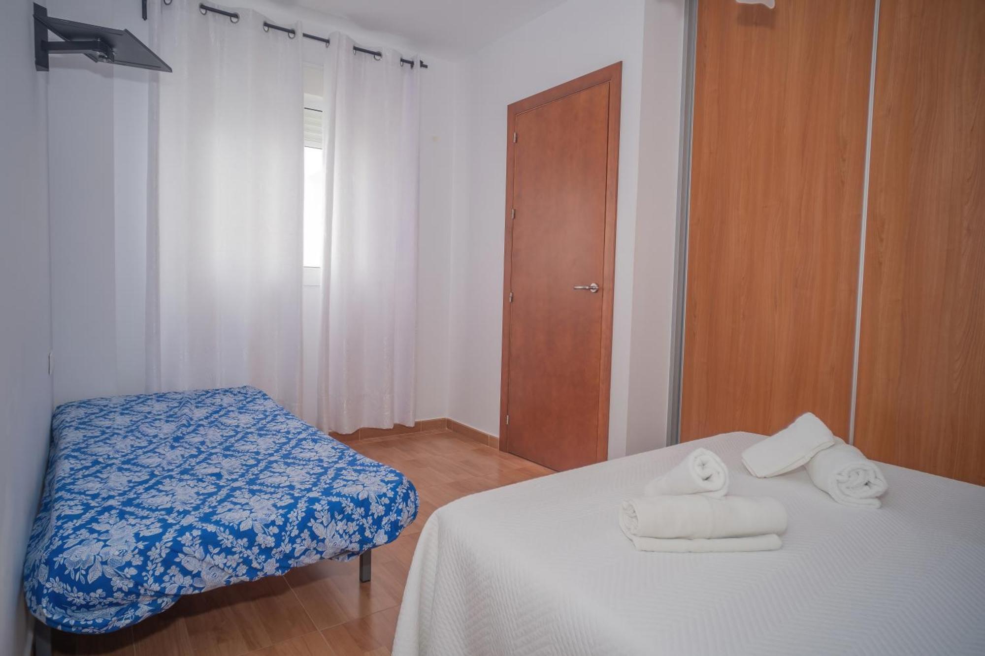 Apartamentos Tranquilos Conil Facil Aparcamiento コニル・デ・ラ・フロンテラ エクステリア 写真