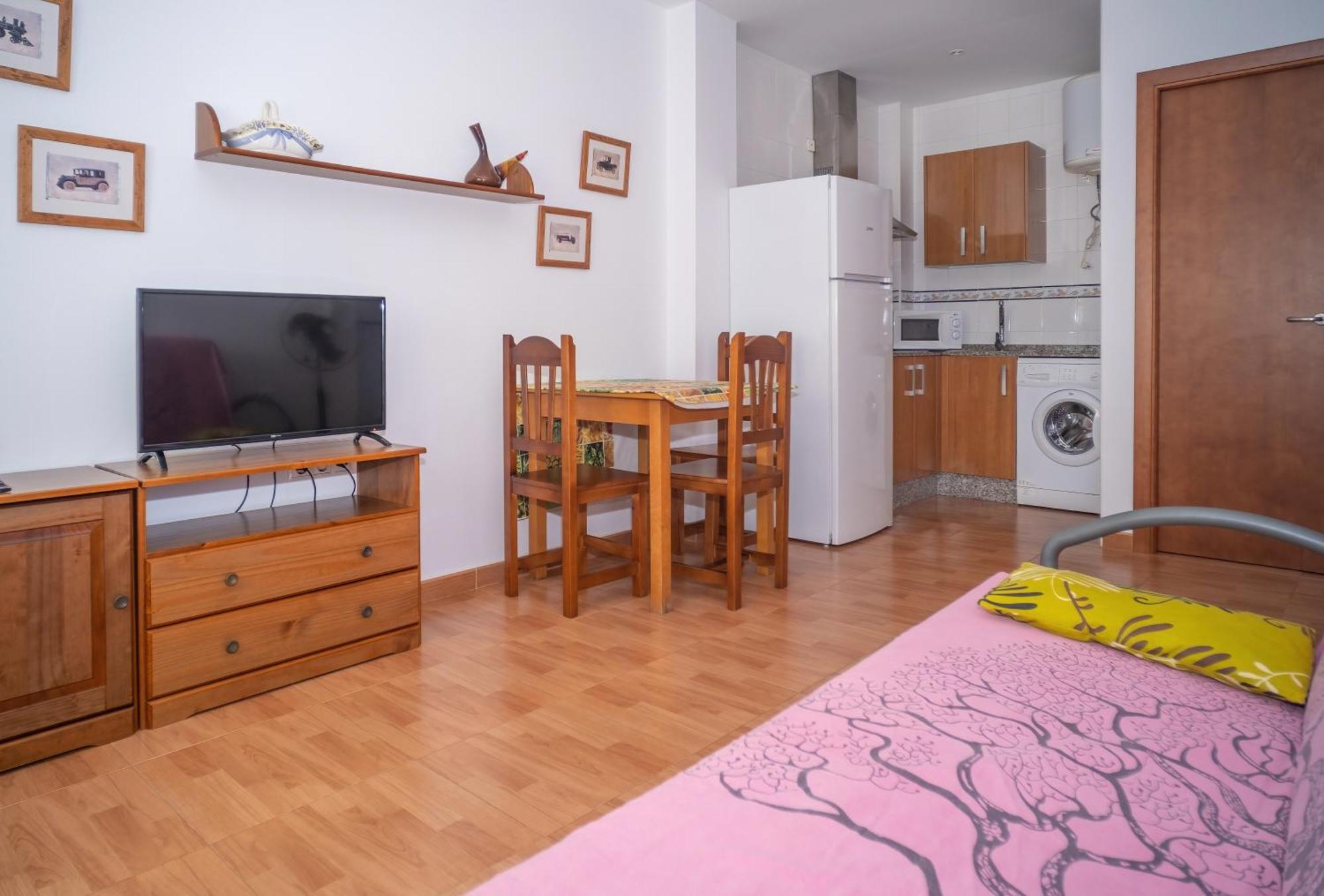 Apartamentos Tranquilos Conil Facil Aparcamiento コニル・デ・ラ・フロンテラ エクステリア 写真