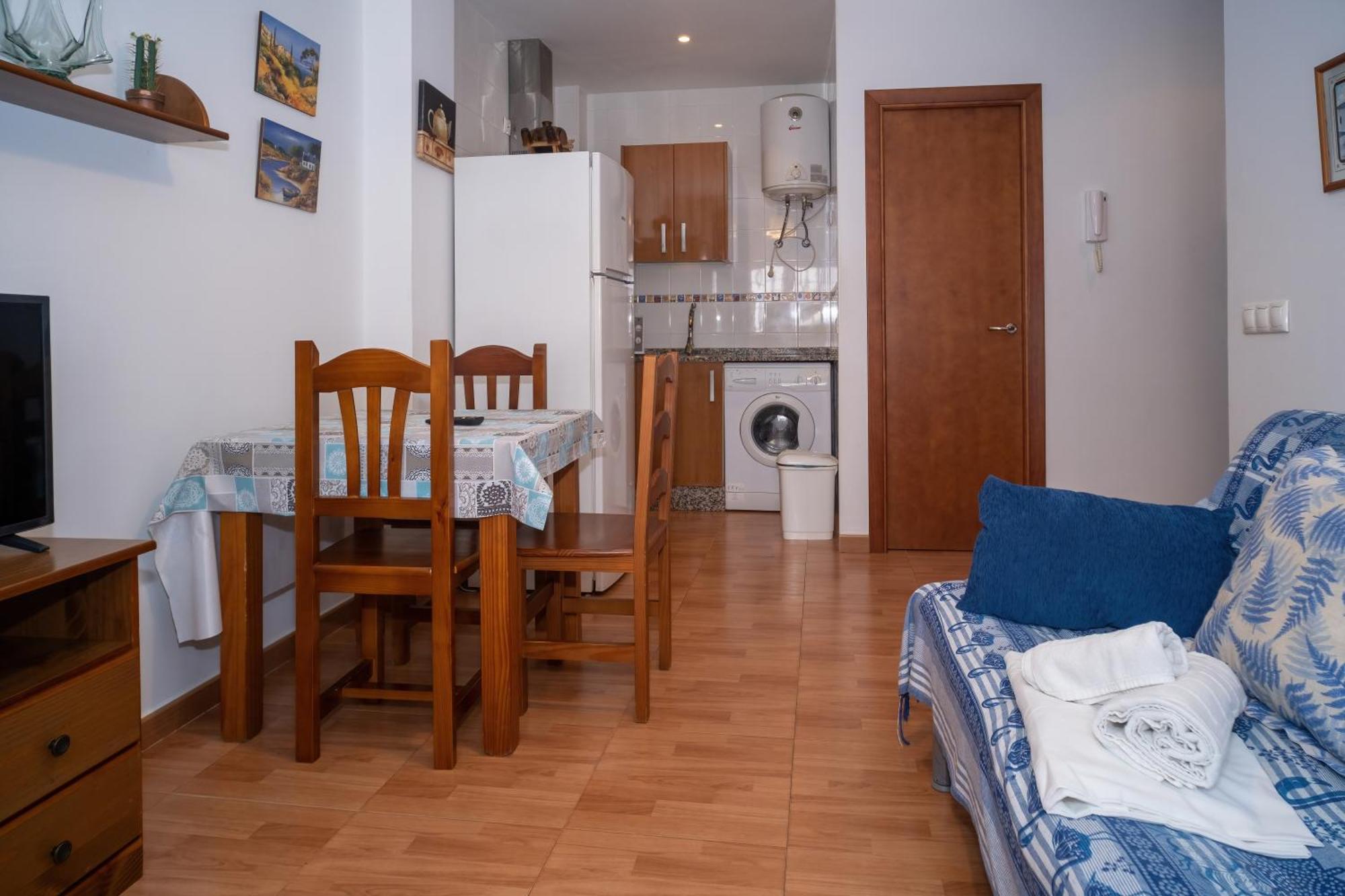 Apartamentos Tranquilos Conil Facil Aparcamiento コニル・デ・ラ・フロンテラ エクステリア 写真